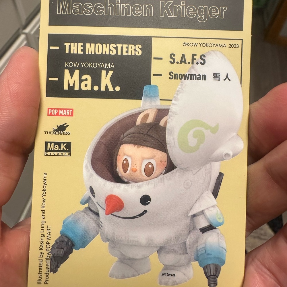 PopMart Labubu The Monsters Kow Yokoyama Maschinen Krieger Snowman Figure